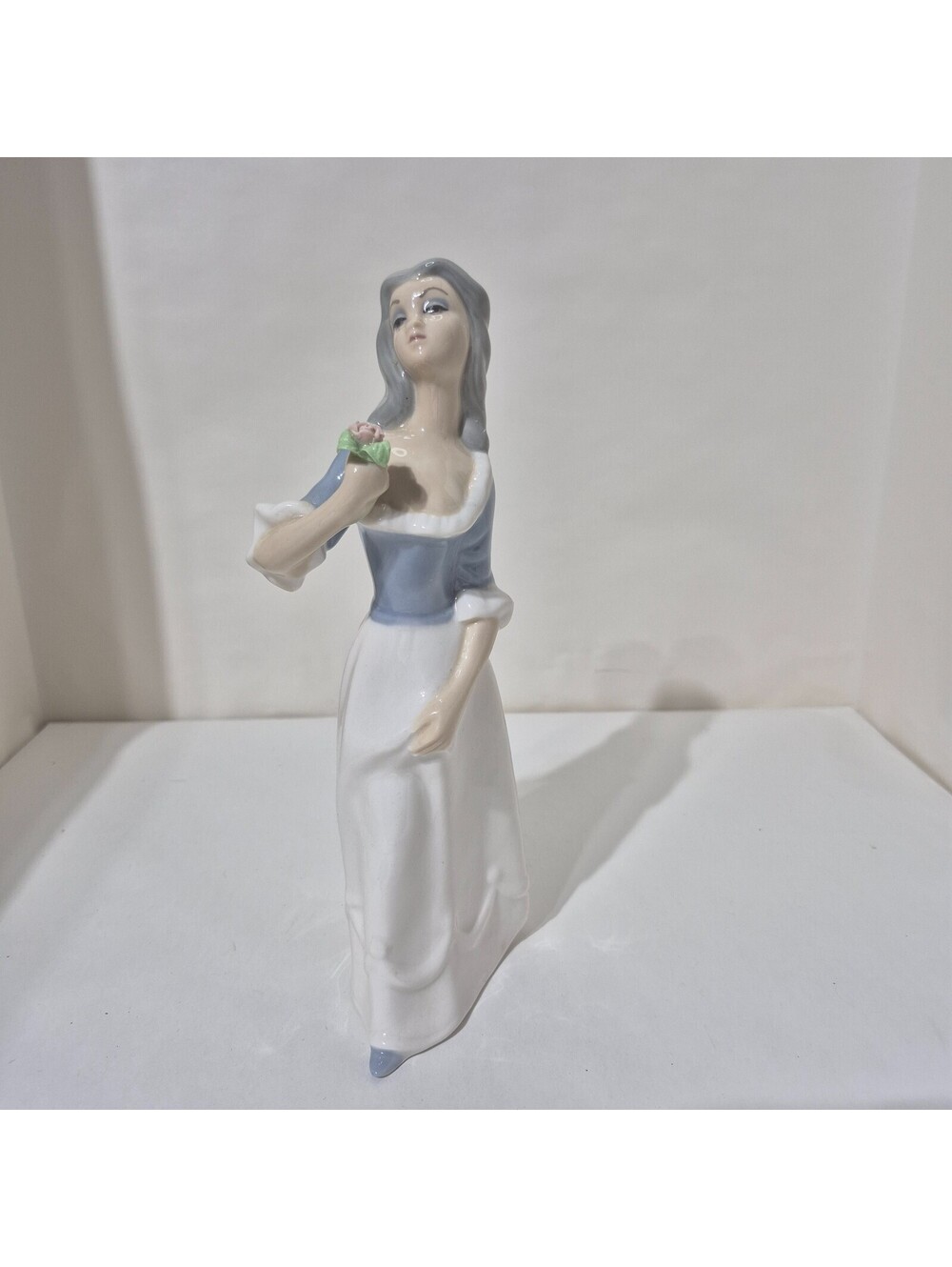 Vtg Tengra Spain Maiden Lady Holding Rose 9.5”Porcelain Hand Painted Figurine